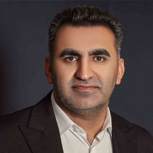 وکیل-دانیال-کریمی