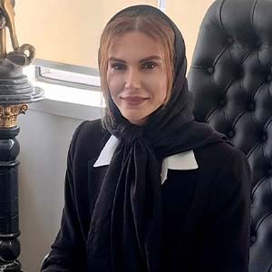 وکیل کاملیا احمدی